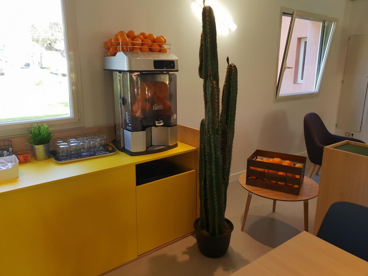Готель Ibis Styles Marseille Plan De Campagne Ле-Пенн-Мірабо Екстер'єр фото