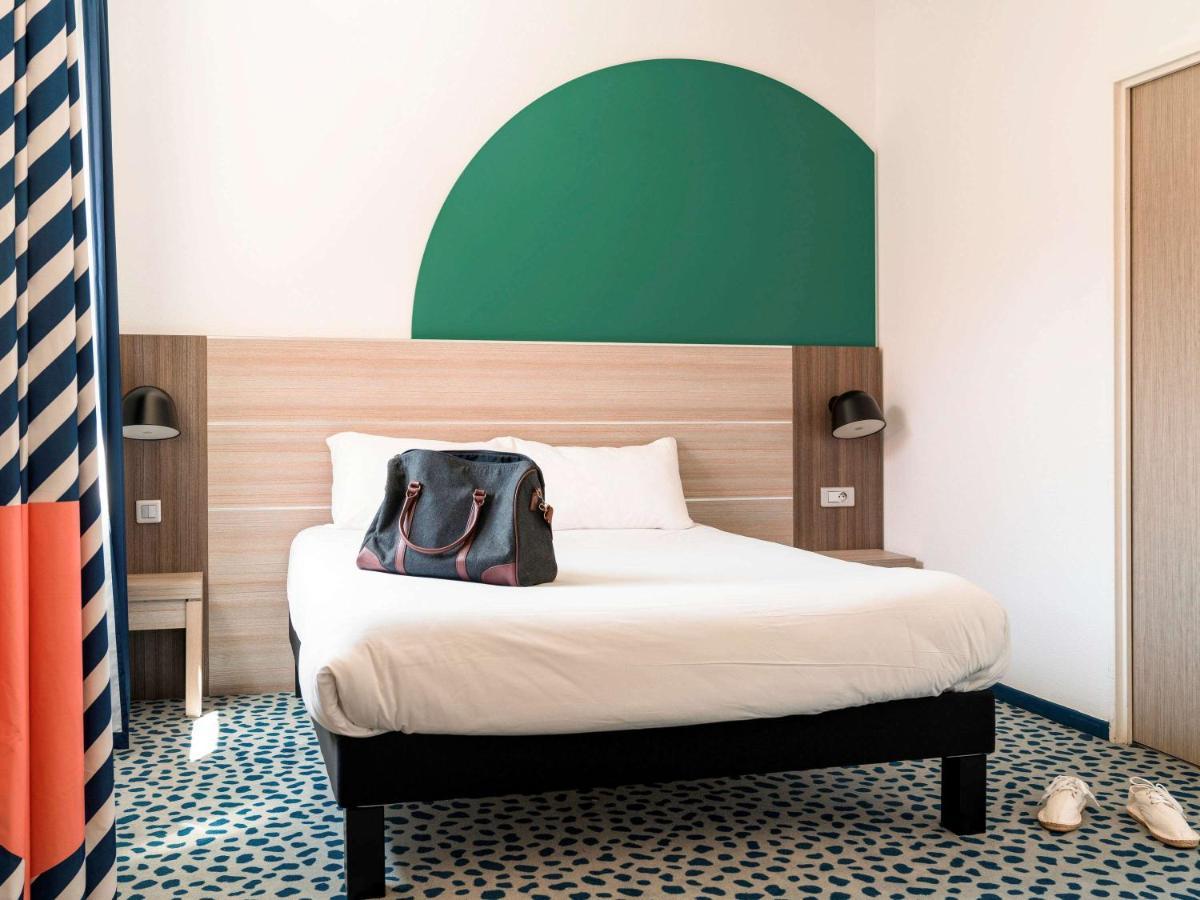 Готель Ibis Styles Marseille Plan De Campagne Ле-Пенн-Мірабо Екстер'єр фото